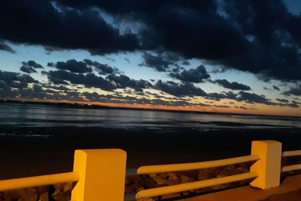 Vue Baie Xxl 180° Lägenhet Le Crotoy Exteriör bild